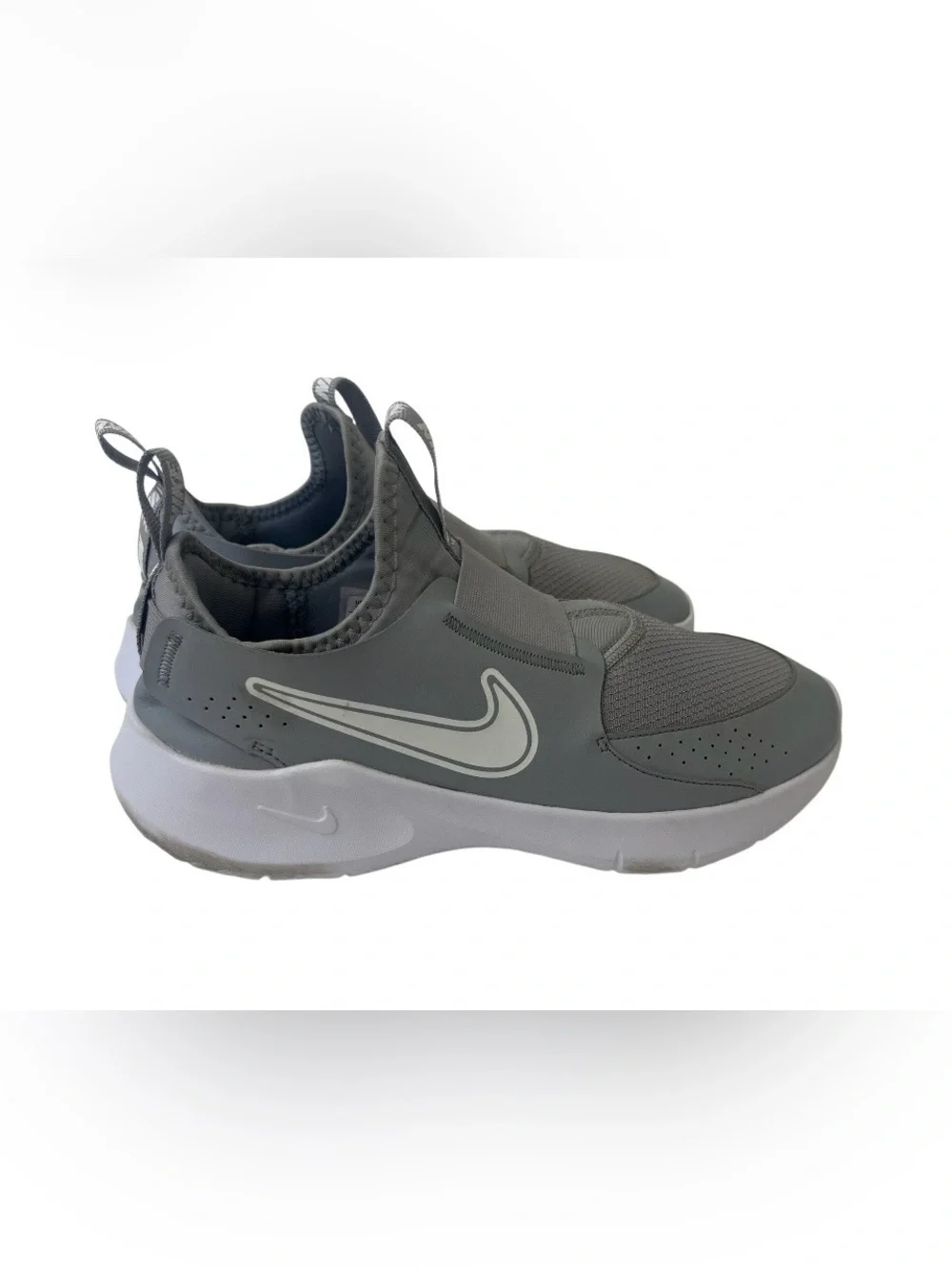 Nike Flex Runner - Gray/White Sneakers - Size 7Y